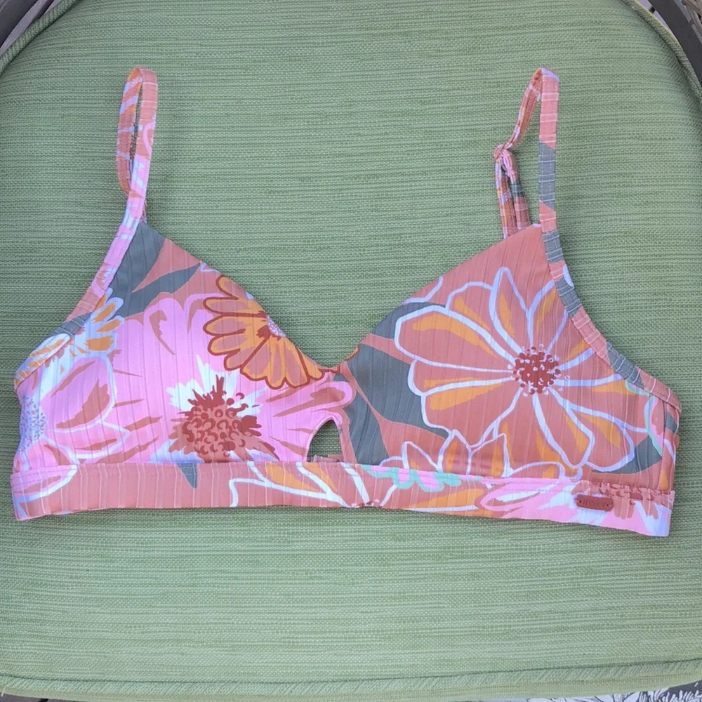 NWOT Roxy Bikini Set - Picture 11 of 16